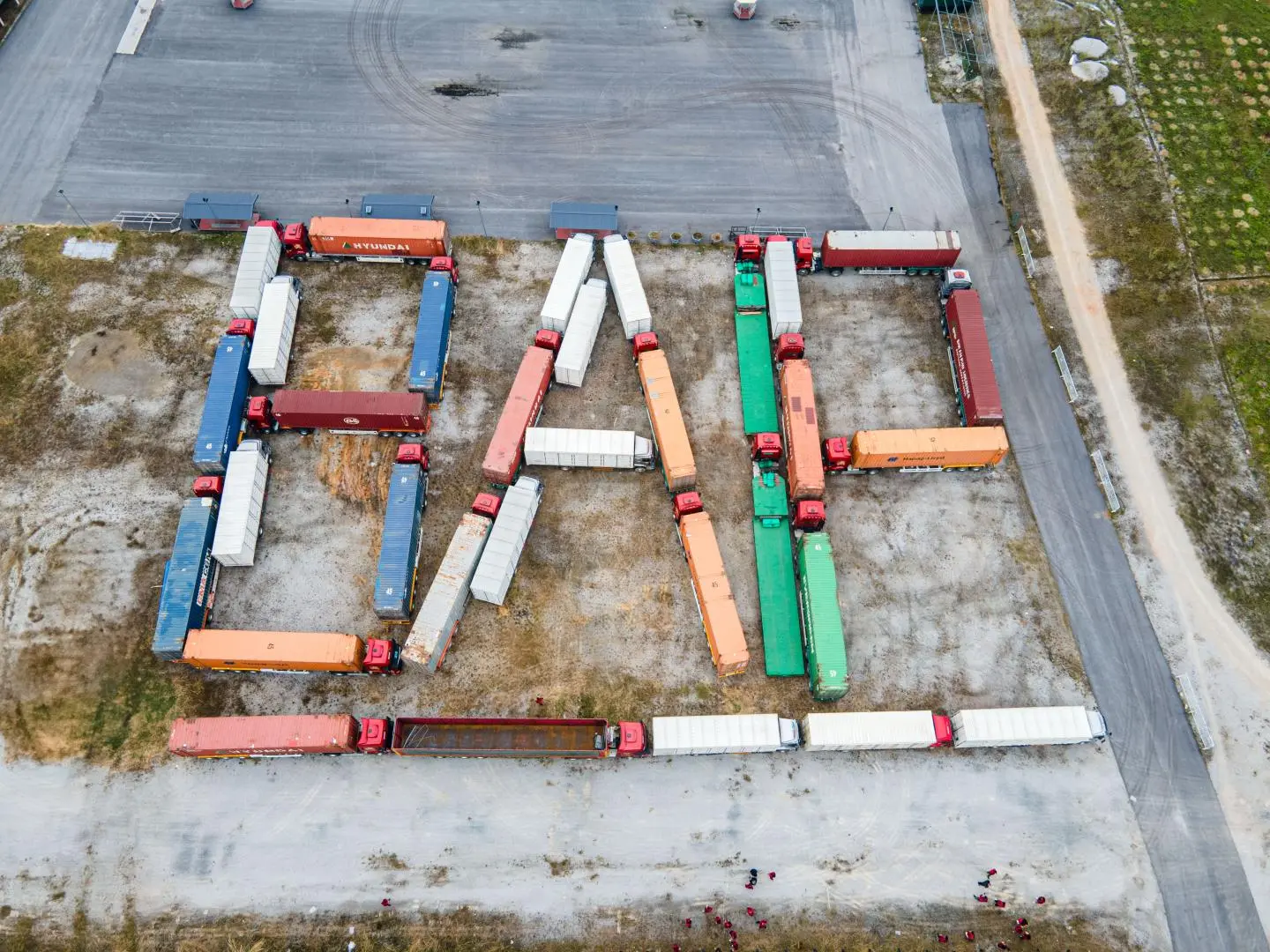 Bãi tập kết và sang tải hàng hóa rộng rãi của BAP Logistics tại khu vực Đồng Đăng