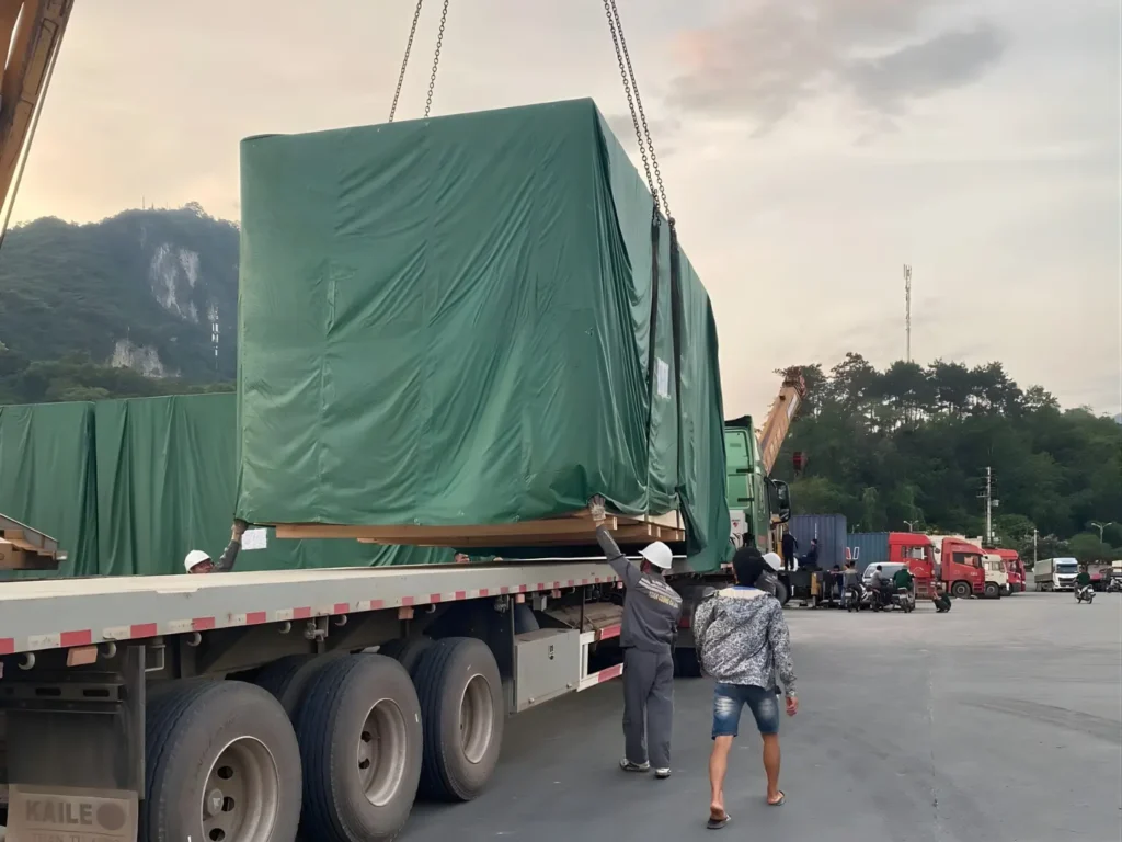 Quy trình sang tải hàng hóa tại cửa khẩu Hữu Nghị chuyên nghiệp, giám sát bởi đội ngũ Bap Logistics.